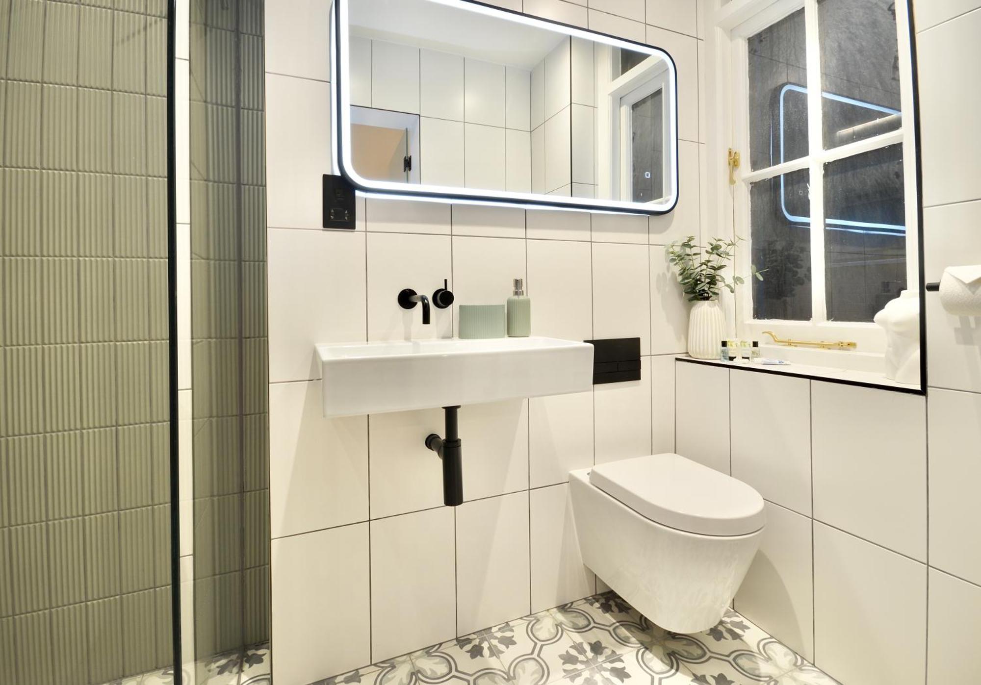 Newly Refurbished W/ River Views Londres Exterior foto